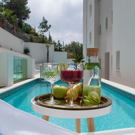 Villa Smaragd - Lapis - Luxury Apartment With Shared Pool มาคาร์สกา ภายนอก รูปภาพ